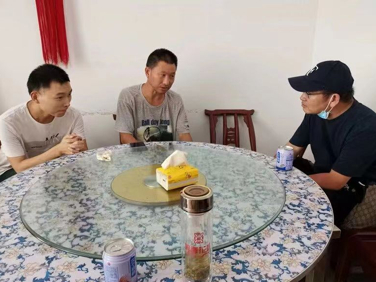 上海爱心人士资助柳林乡贫困学子演绎动人“山海情”